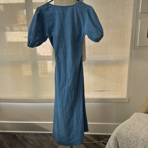 ASOS Design EUC Seersucker Wrap Like Upper Part  With Cut Detail - Picture 9 of 17